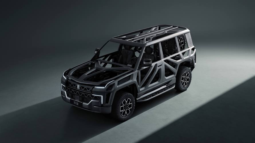 深圳196仰望U8硬派越野的科技魅力，国能汽车对传统燃油车市场的冲击